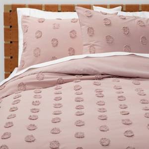 lot 55819 image: TwinTwin Extra Long Textured Dot Duvet & Sham Set Rose (Pink) - Opalhouse