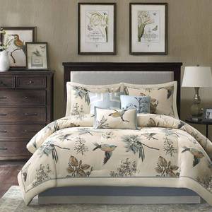 lot 55931 image: Madison Park Pierce 7-piece Cotton Twill Printed Comforter Set- Retail$113.61