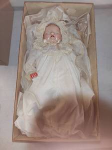 lot 4894 image: Horsman Ann Doll In In Box With Functional Eyes