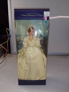 lot 4904 image: Princess Diana Doll In Box In Excellent Condition