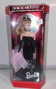 lot 4917 image: 1995 Special Edition Reproduction 1960 Solo in the Spotlight Barbie
