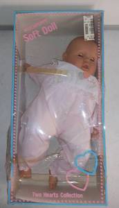 lot 4947 image: Weichpuppe Soft Doll Two Hearts Collection Baby Doll