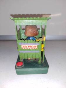 lot 4979 image: Awesome Hippie Workshop Knick Knack