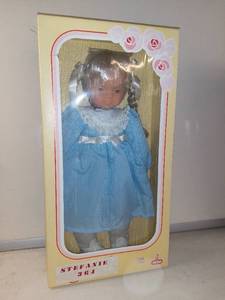 lot 6969 image: Doll By Vicma Stephanie 364 In Excellent Condition