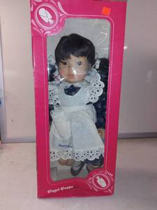 lot 6995 image: Engel Luppe Doll In Box