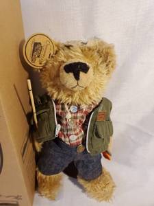 lot 7963 image: Blueridge Bears. By Chesapeak Bay . FISHING BEAR