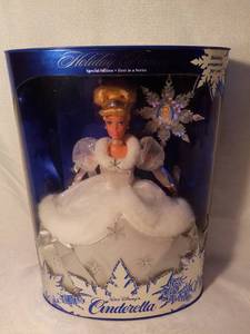 lot 7986 image: Mattel 1996 Disney Holiday Princess  Cinderella