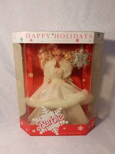 lot 7988 image: Barbie - Happy Holiday 1991 - Special Edition