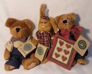 lot 9934 image: Lot of 3 Boyds Bears From the Quilt Patch Series. with Original Tags