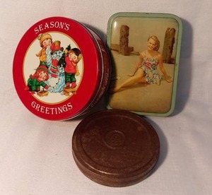 lot 9936 image: Lot of 3 Vintage Tin Containers . Campbell Brand