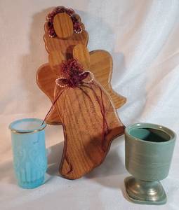 lot 9968 image: Lot of 3 . Blue Avon Glass with Gilded Trim and 2 Home Decor Pieces