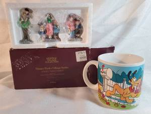 lot 9970 image: Lot of 2 Disney Decor. Disney Parks Family. with Coffee Mug