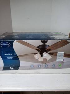 lot 22 image: Harbor Breeze Notus 52-in Ceiling Fan Led Indoor Light Kit Strong Airflow Bronze