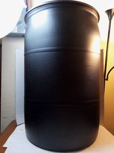 lot 43 image: 55 Gal. Black Industrial Plastic Drum