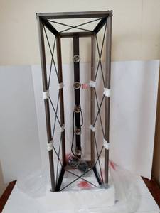 lot 61 image: PROGRESS LIGHTING BRADBERRY 5-LIGHT WEATHERED OAK & GRAPHITE FARMHOUSE CHANDELIER