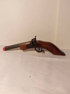 lot 1501 image: Replicas by Parris Made in Savannah Tennessee Double Barrel Pistol