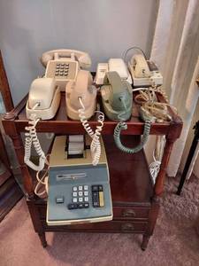 lot 6015 image: Vintage Adding Machine and Telephones