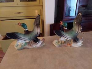 lot 6027 image: 2 Duck Lamps - 1 Has Small Chip on Bill