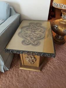 lot 6036 image: Pair of End Tables with Glass Tops