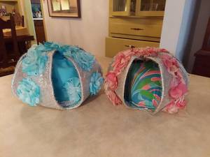 lot 6046 image: 2 Hats with Flowers