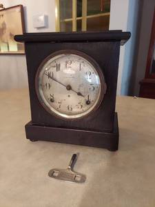 lot 6050 image: Seth Thomas Mantle Clock