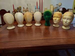 lot 6268 image: Styrofoam Heads