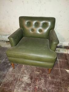 lot 6326 image: Vintage Chair