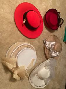 lot 6102 image: 5 ladies hats