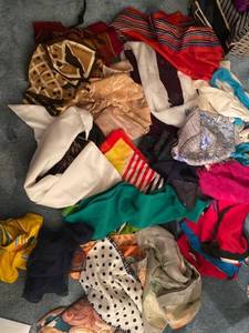 lot 6161 image: approx 20 silk and polyester scarves