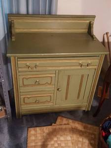 lot 6170 image: Wood wash stand
