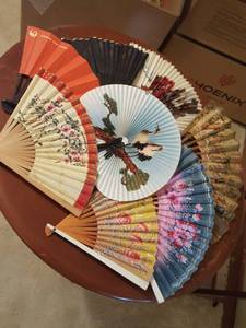 lot 6172 image: Assorted fans