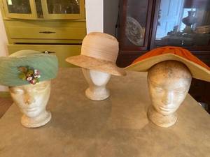 lot 6178 image: 3 hats