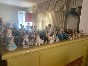 lot 6181 image: everything on top of mantle