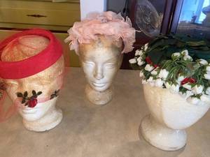 lot 6184 image: 3 fashion hats