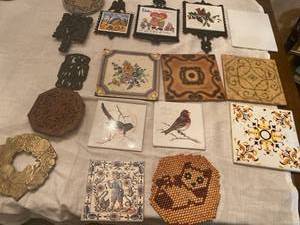 lot 6198 image: assorted trivets