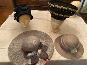 lot 6242 image: 4 hats