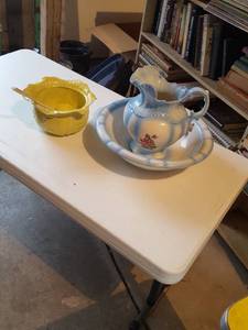 lot 6330 image: Pitcher & bowl and cabbage bowl with ladle