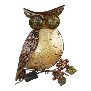 lot 19 image: Moonrays 92341 Solar Powered White LED Owl Wall Art