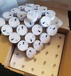 lot 115 image: Box of 150 Flameless LED Candles