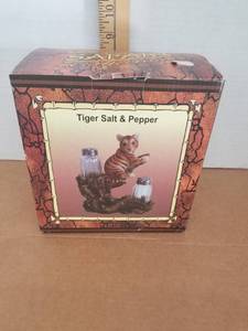 lot 66 image: Tiger Salt and Pepper Shaker