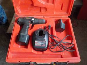 lot 233 image: snap on drill