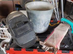 lot 237 image: welding lot