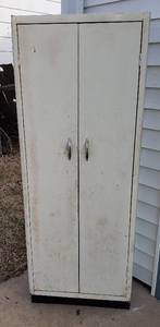 lot 501 image: 2 Door Metal Cabinet w5 interior Shelves  24 x 13 x 63.5 in. tall