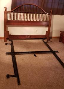 lot 103 image: Wood Headboard  Full Queen Size (64 x 50 in. tall) wMetal Hollywood Frame wcenter support for Queen Size