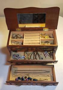 lot 129 image: 2 Drawer Jewelry Box wCostume Jewelry Necklaces, Bracelets, Brooches, Pins, and Earrings