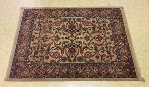 lot 264 image: Area Rug  48 x 64 in.