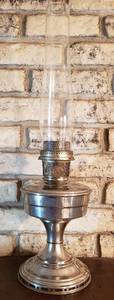 lot 296 image: Aladdin Polish Metal No. 1200N Oil Lamp wModel 12 Mantle Burner  23.5 in. tall