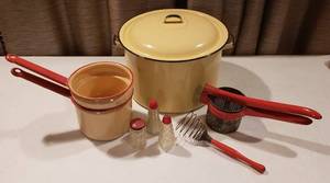 lot 310 image: Vintage Enamelware, Utensils and S & P Shakers