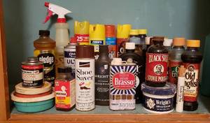 lot 354 image: Household Polishing Products  bring box