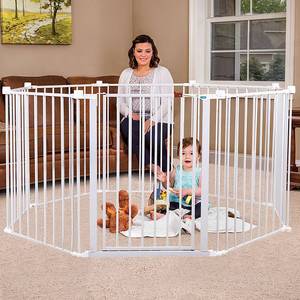 lot 27281 image: Regalo Super Wide Baby Gate and PlayYard